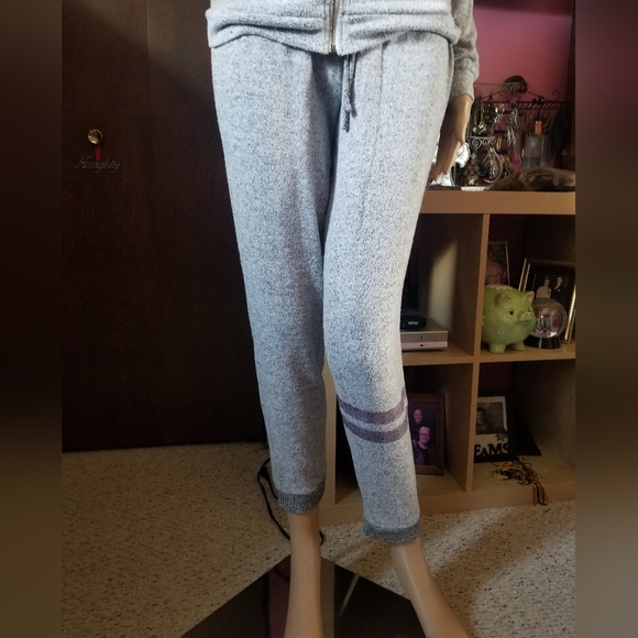 Hippie Rose Track Suit - Picture 2 of 4